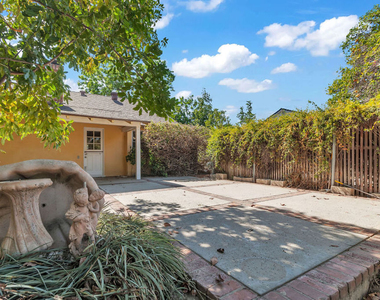 9322 Lasaine Avenue - Photo Thumbnail 41