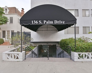 136 S Palm Drive - Photo Thumbnail 14