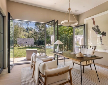 9951 Liebe Drive - Photo Thumbnail 16