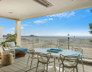 1347 Palisades Beach Road - Photo Thumbnail 6