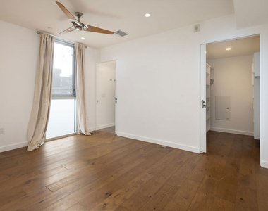 12770 Caswell Avenue - Photo Thumbnail 17