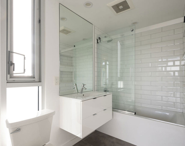 12770 Caswell Avenue - Photo Thumbnail 15