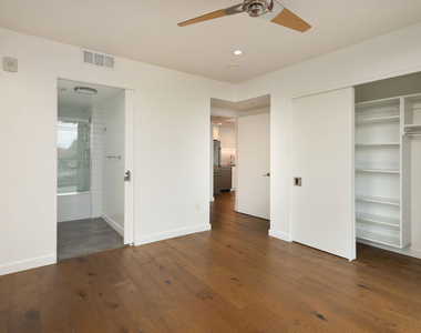 12770 Caswell Avenue - Photo Thumbnail 14