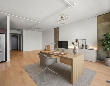 1100 S Hope Street - Photo Thumbnail 8