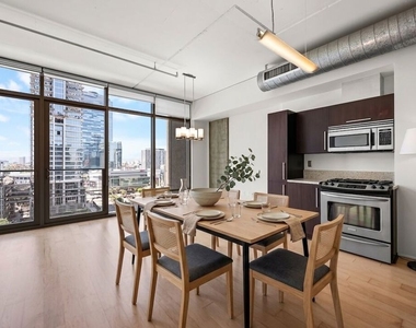 1100 S Hope Street - Photo Thumbnail 2