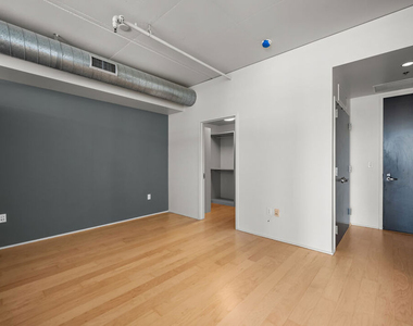 1100 S Hope Street - Photo Thumbnail 29