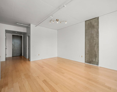 1100 S Hope Street - Photo Thumbnail 35