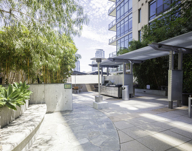 1100 S Hope Street - Photo Thumbnail 21
