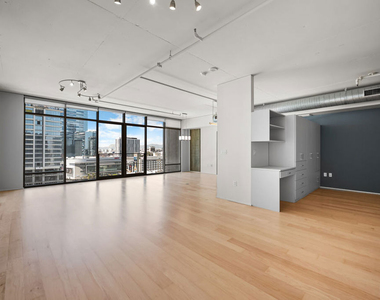 1100 S Hope Street - Photo Thumbnail 33