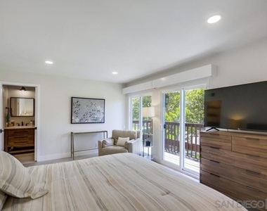 6952 Camino Amero - Photo Thumbnail 31