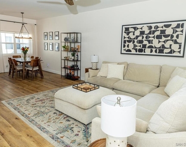 10060 Scripps Vista Way - Photo Thumbnail 3
