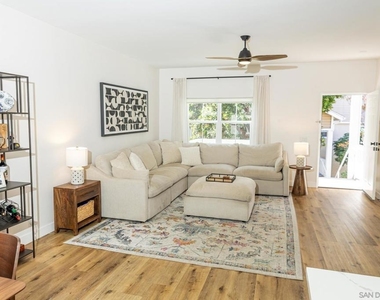 10060 Scripps Vista Way - Photo Thumbnail 5
