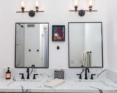 10060 Scripps Vista Way - Photo Thumbnail 26