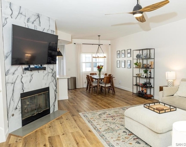 10060 Scripps Vista Way - Photo Thumbnail 6
