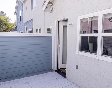 10060 Scripps Vista Way - Photo Thumbnail 30