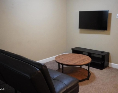 10982 Roebling Avenue - Photo Thumbnail 3