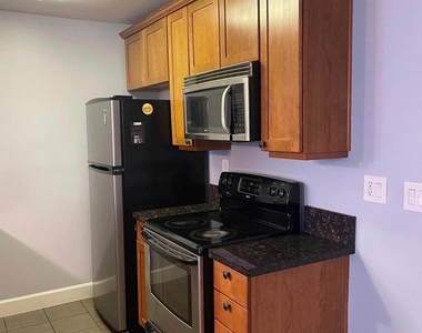 10982 Roebling Avenue - Photo Thumbnail 4