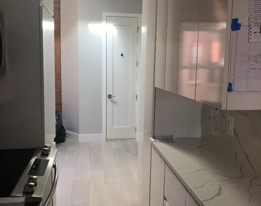 2172 Amsterdam Avenue - Photo Thumbnail 5