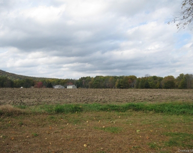 82 Lake Road - Photo Thumbnail 34