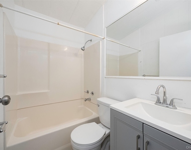 82 Lake Road - Photo Thumbnail 18