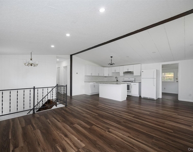 82 Lake Road - Photo Thumbnail 7
