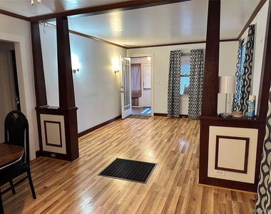 517 Flint Street - Photo Thumbnail 3