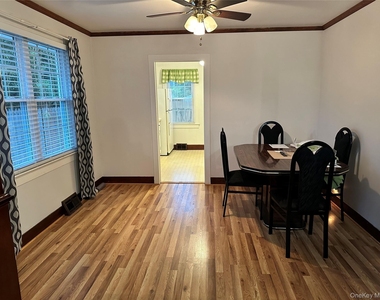 517 Flint Street - Photo Thumbnail 5