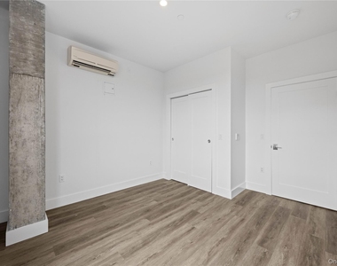 30 Broad Street - Photo Thumbnail 18