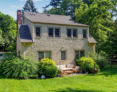 82 Douglas Road - Photo Thumbnail 17