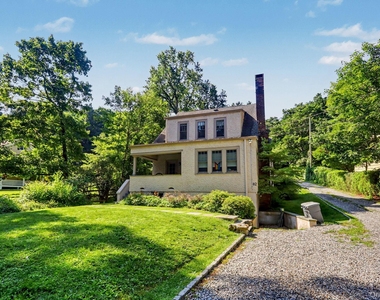 82 Douglas Road - Photo Thumbnail 19