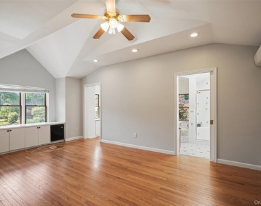 2079 Baldwin Road - Photo Thumbnail 3