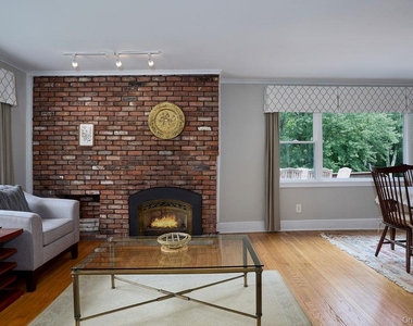 116 School House Lane - Photo Thumbnail 12