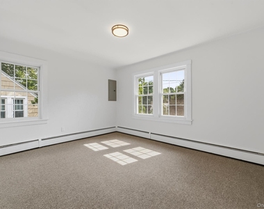 6 North Street - Photo Thumbnail 9