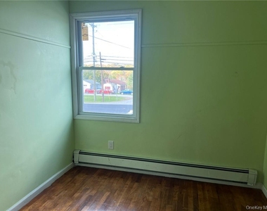 708 Silver Lake Scotchtown Road - Photo Thumbnail 17