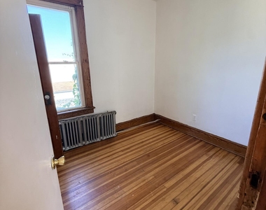 154 Spring Street - Photo Thumbnail 1