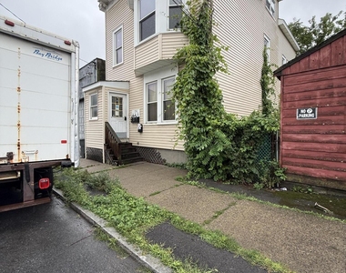 154 Spring Street - Photo Thumbnail 10