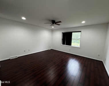 98 Harvard Road - Photo Thumbnail 15
