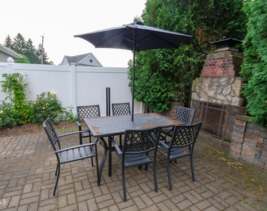 254 Grand Avenue - Photo Thumbnail 12