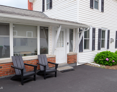 254 Grand Avenue - Photo Thumbnail 13