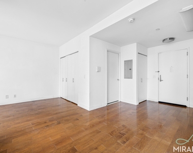 80 Dekalb Avenue - Photo Thumbnail 3