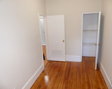 110 E 61st Street - Photo Thumbnail 11