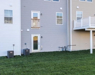 128 Rabbit Rd - Photo Thumbnail 33
