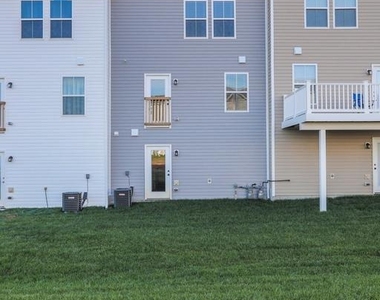 128 Rabbit Rd - Photo Thumbnail 32