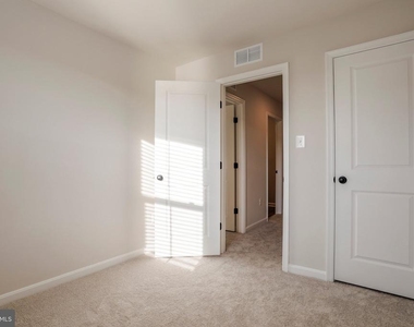 128 Rabbit Rd - Photo Thumbnail 18