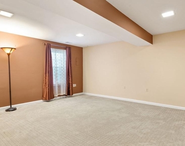 4453 Holly Avenue - Photo Thumbnail 35