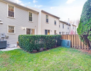 4453 Holly Avenue - Photo Thumbnail 46