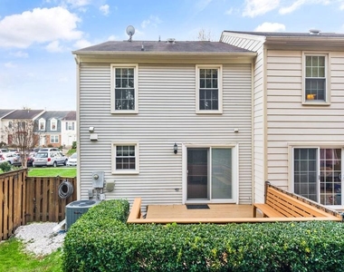4453 Holly Avenue - Photo Thumbnail 43