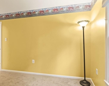 4453 Holly Avenue - Photo Thumbnail 28