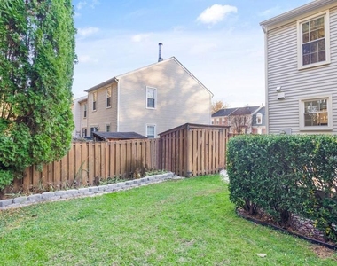 4453 Holly Avenue - Photo Thumbnail 47