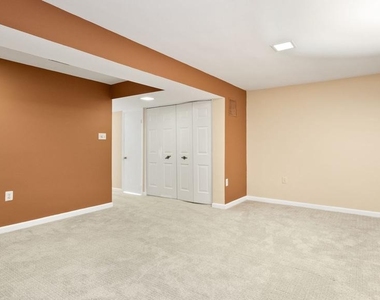 4453 Holly Avenue - Photo Thumbnail 36